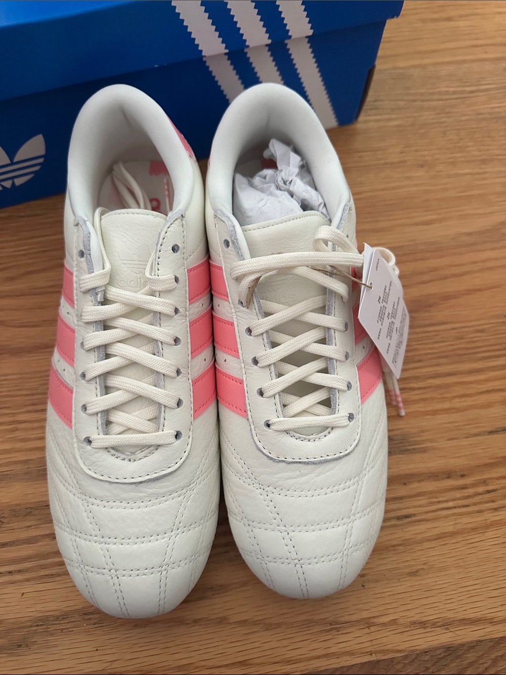 adidas Taekwondo LA Women's White with Pink Accents Sneakers (8 women/7 men) - Picture 4 of 5